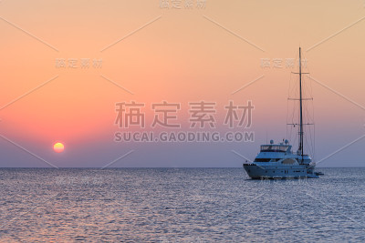 海上帆船