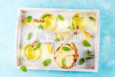 菠萝汁玛格丽塔