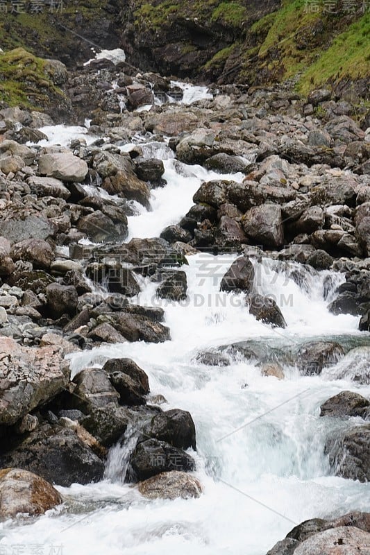 高山流水,挪威