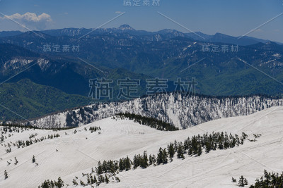 春天的爱祖玛阁山和日koshirane山