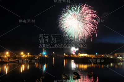 圣赫利尔港口,球衣。