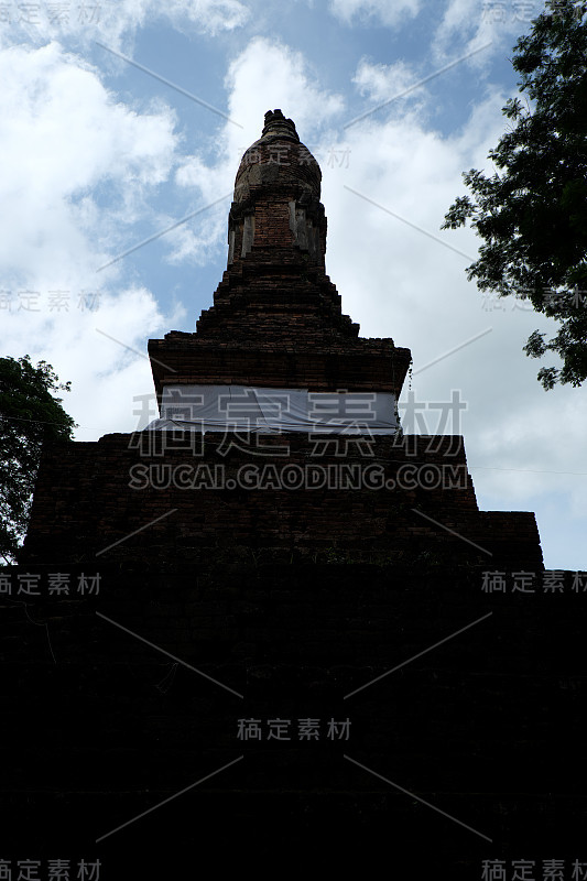 泰国甘蓬寺的卡洛泰寺历史公园(联合国教科文组织世界遗产地素可泰镇及其相关历史城镇的一部分)