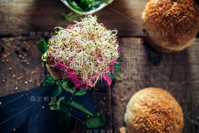 制作素食汉堡