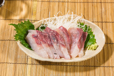鲜黄尾刺身-竹席滨鱼刺身