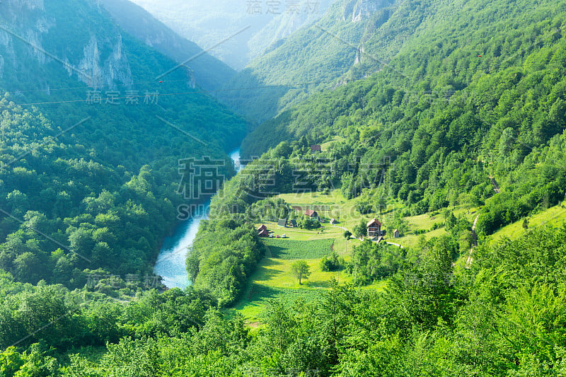 山区河流