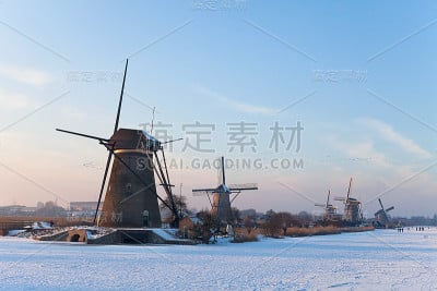 冬天Kinderdijk