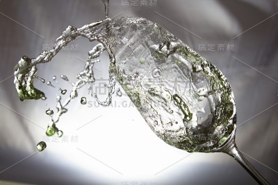 酒杯上的艺术