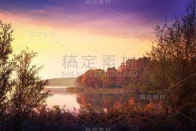 秋天的麋鹿湖
