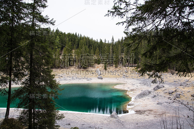 卡勒湖，白云石阿尔卑斯山，意大利