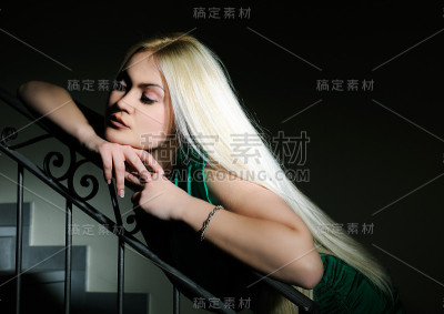 美丽的金发