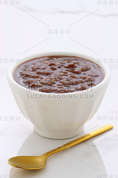 工匠自制的墨西哥辣椒酱