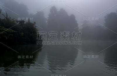 公园里的雾——沃敏斯特