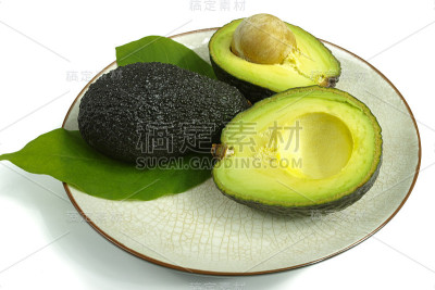 绿色新鲜鳄梨
