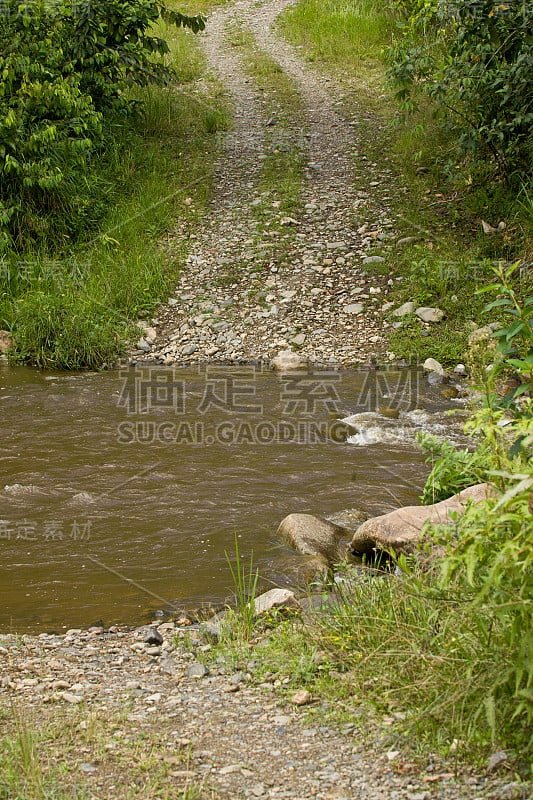 福特在河