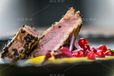 美食豪华餐厅概念。美味的食物。对食物的概念