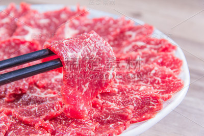 生牛肉
