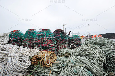 渔村的渔具及绳索