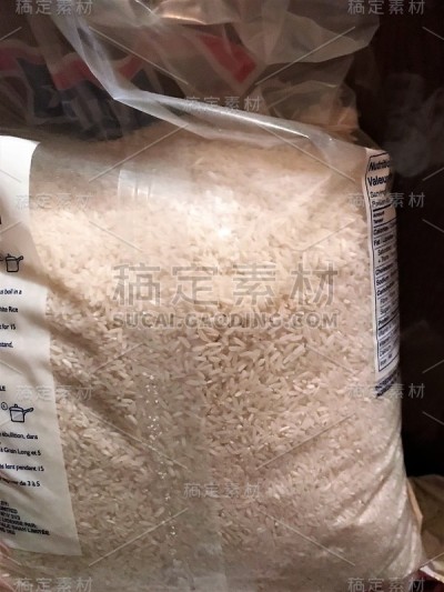 用于应急准备的大袋储存大米