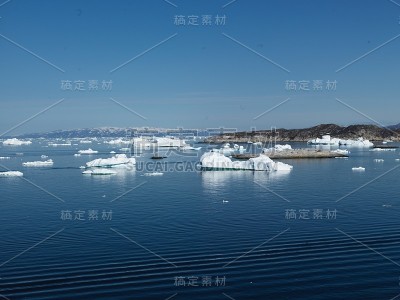 格陵兰岛北冰洋上的冰山