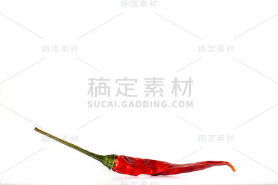 干辣椒孤立。