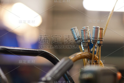 火花塞电缆关闭