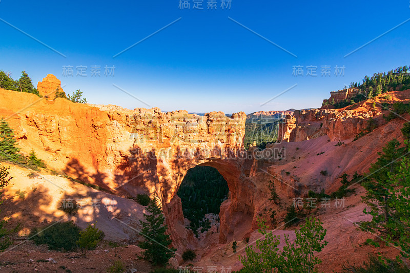 布莱斯峡谷天然桥