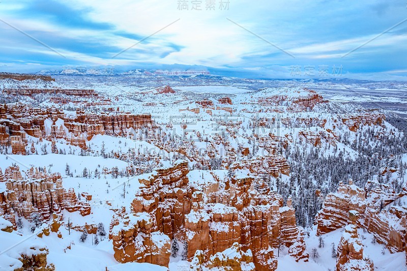 布莱斯峡谷国家公园的冬天雪