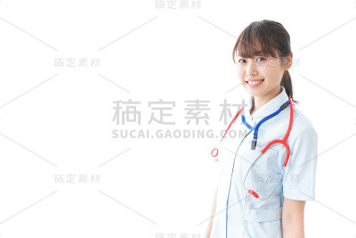 微笑的年轻护士