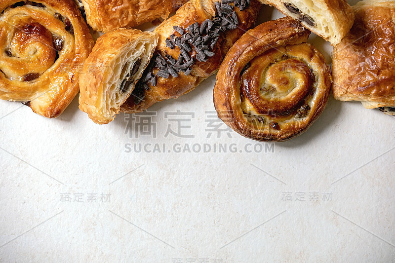 酥皮小面包和牛角面包