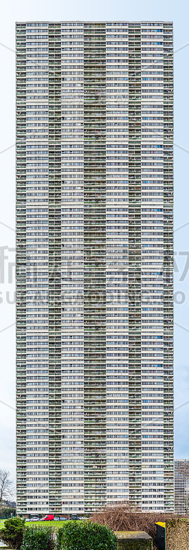 腐朽的摩天大楼建筑