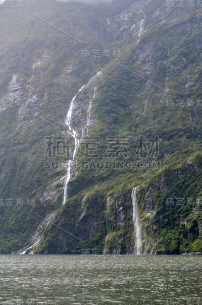 米尔福德湾，峡湾国家公园，新西兰