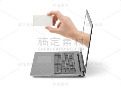 手持空白卡片和笔记本