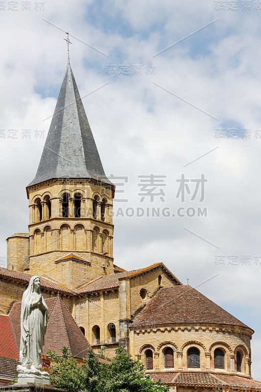 法国Paray-le-Monial大教堂