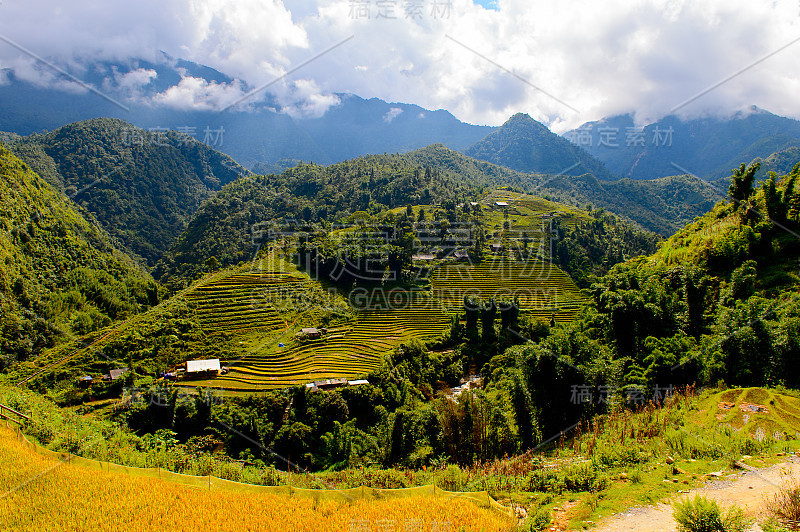 越南美丽的山景