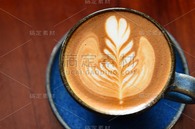 一杯拉花咖啡