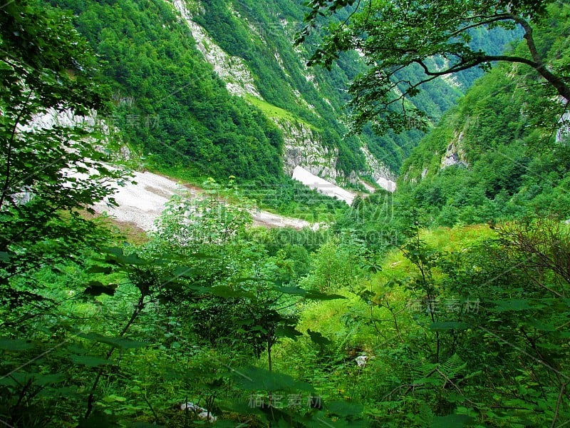 风景优美的巴伐西卡山谷