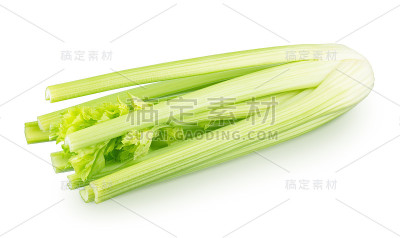 新鲜芹菜茎孤立在白色背景上。