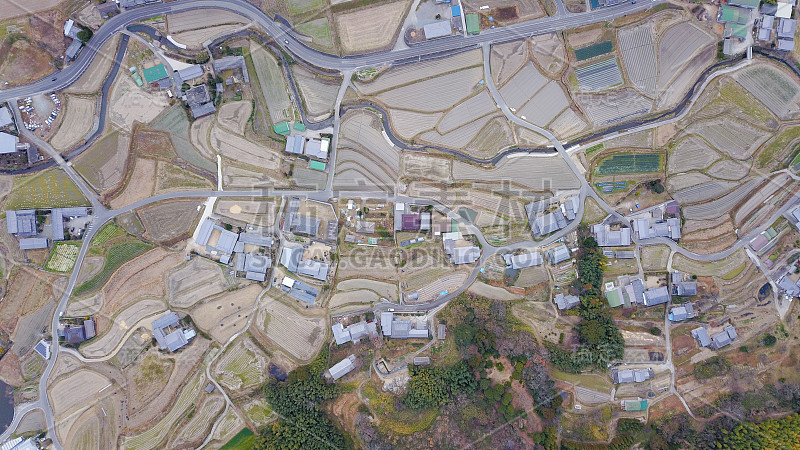 日本乡村风景的航空摄影