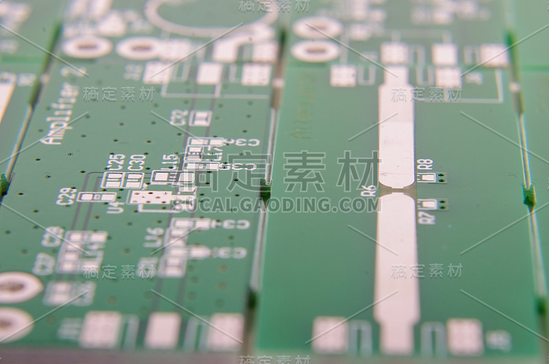 v型槽PCB板工艺分离大批量生产