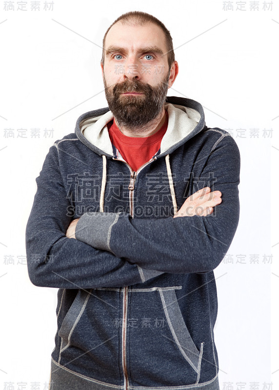 快乐的男人穿着牛仔裤