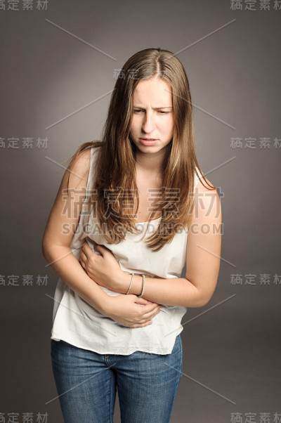 有个女人胃痛
