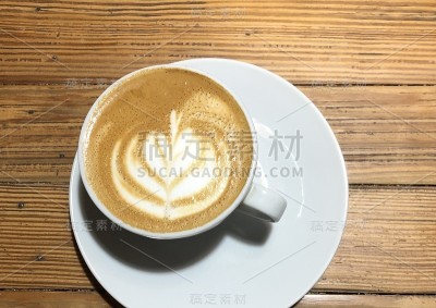 平的白色