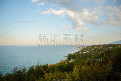 普拉塔莫纳斯