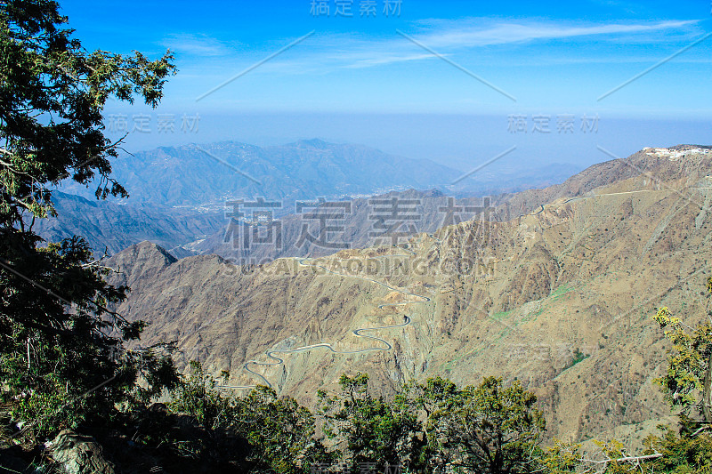 山景-自然背景-自然公园-如此美丽清澈的蓝天-美好的一天