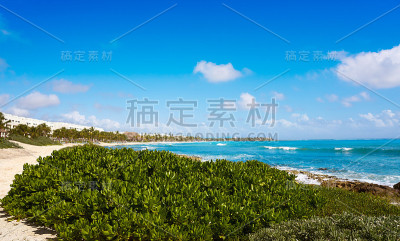 玛雅里维埃拉的阿库马尔加勒比海滩
