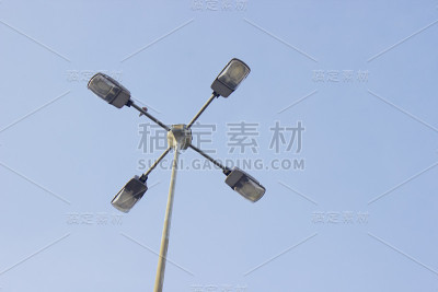 光波兰人