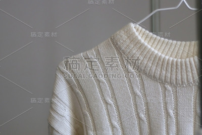 电缆编织毛衣