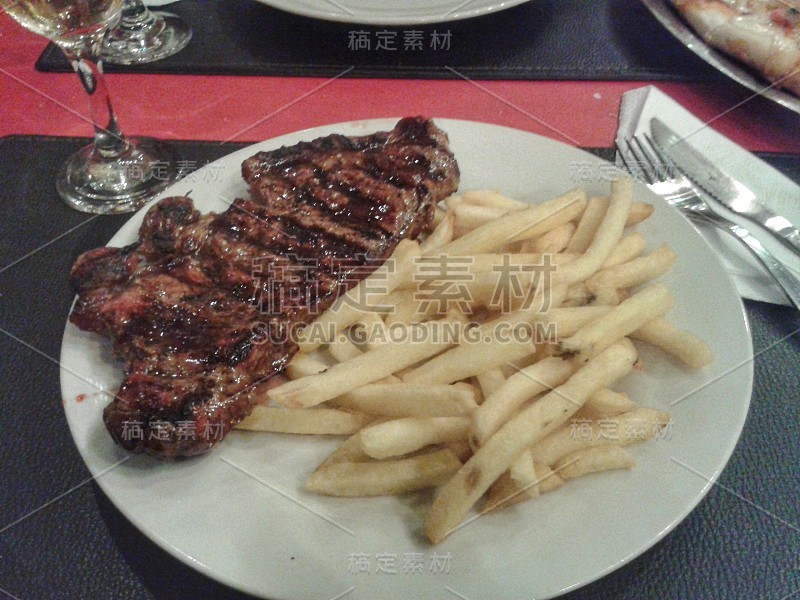 西班牙辣香肠牛排(Bife de Chorizo Steak) -阿根廷-拉丁美洲食物