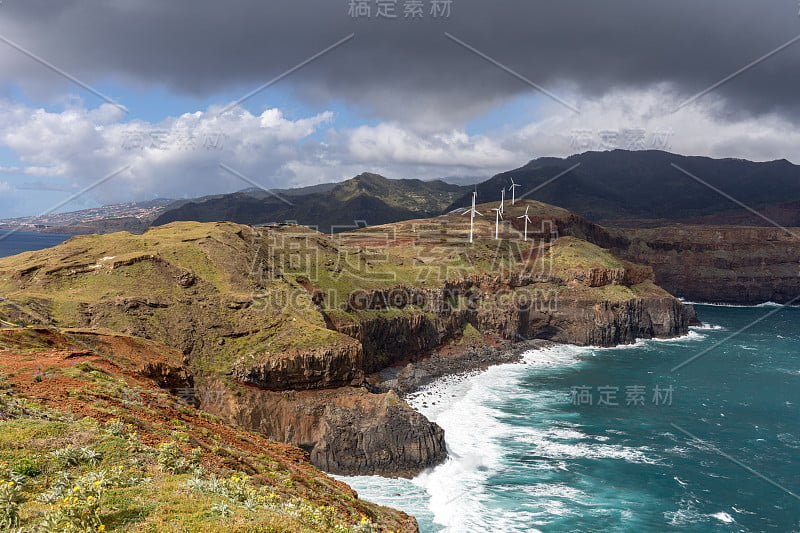 美丽的风景在蓬塔圣洛伦索，马德拉东部，葡萄牙