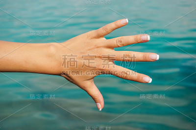 用手指表示数字的手